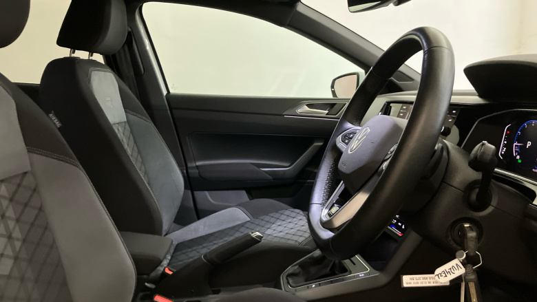 Volkswagen Polo 1.0 TSI R-Line 5dr DSG Petrol Hatchback